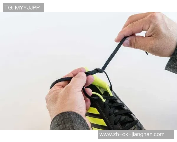 足球换鞋带的技巧与注意事项分享让你的运动更轻松愉快